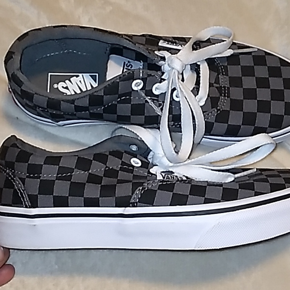 NEW! Youth VANS sz 3 - Picture 5 of 6